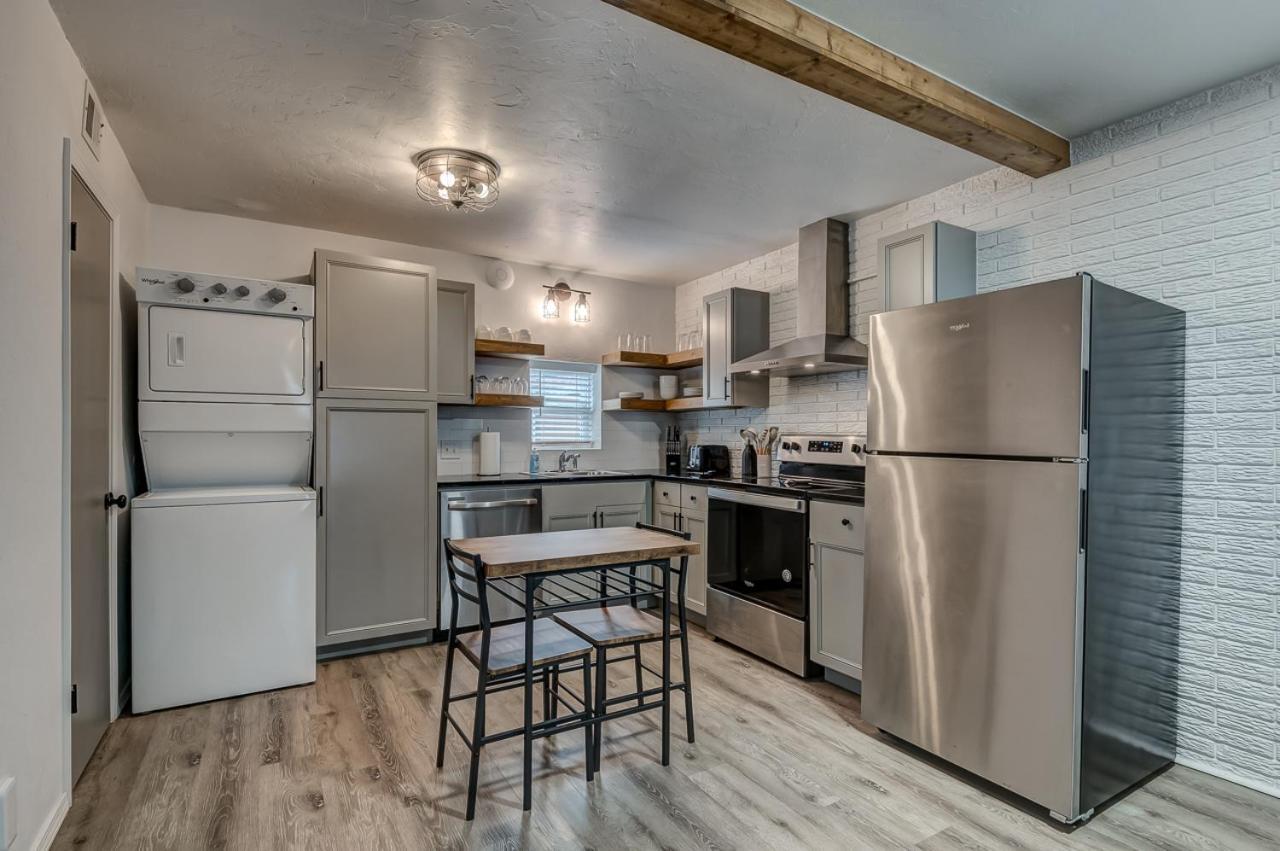Lavish Style 2Br In Stillwater With Free Parking And Wifi Exteriör bild